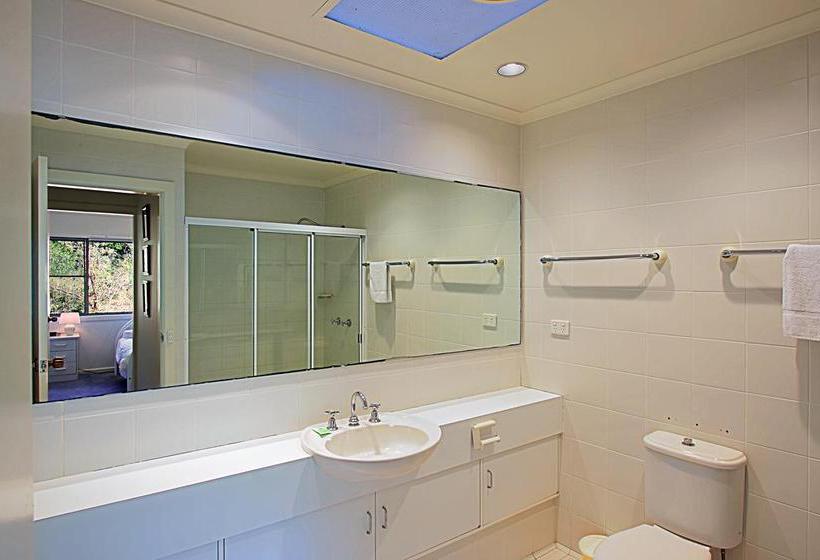 Hotel 11 James Cook Apartments | Byron Bay | New South Wales | Australia 5