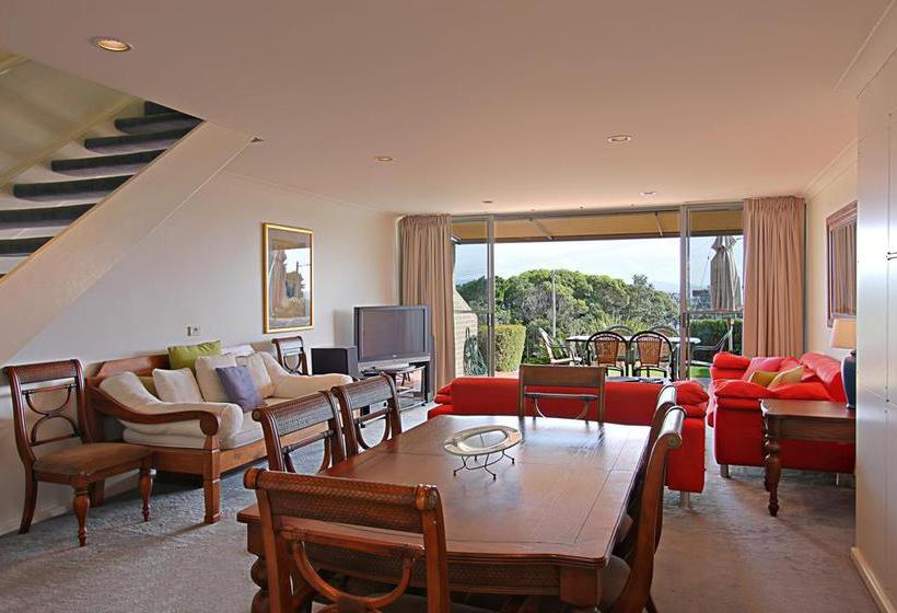 Hotel 11 James Cook Apartments | Byron Bay | New South Wales | Australia 6