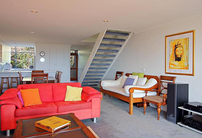 Hotel 11 James Cook Apartments | Byron Bay | New South Wales | Australia 8