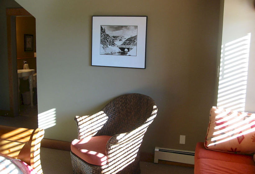 Resort Vagabond Lodge | Golden | British Columbia | Canada 15