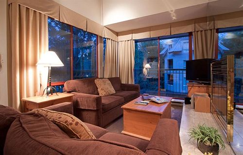 Hotel Village Gate House | Whistler | British Columbia | Canada 19