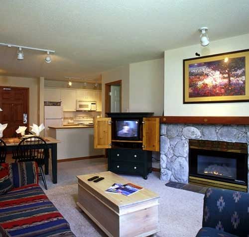 Hotel Village Gate House | Whistler | British Columbia | Canada 8