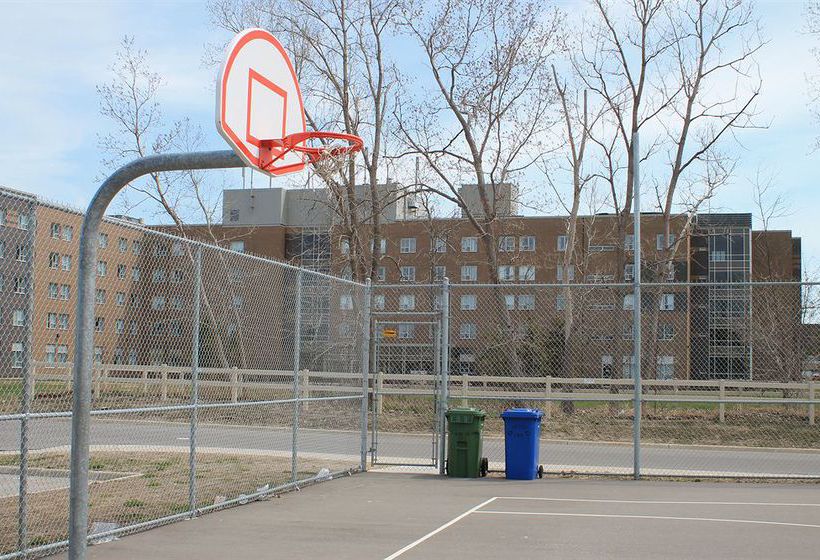Hotel St. Clair College Residence