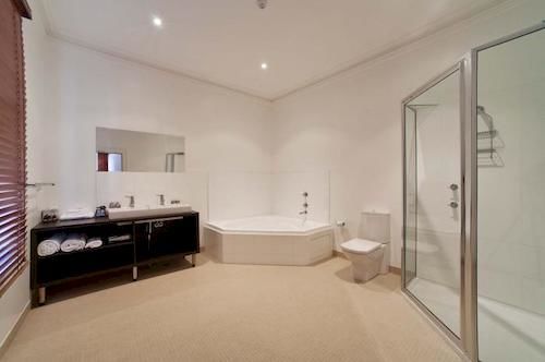 Hotel Ikon | Burnie | Tasmania | Australia 4