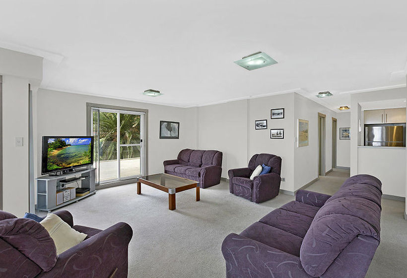 Sandy Cove Apartments | The Entrance | New South Wales | Australia 13