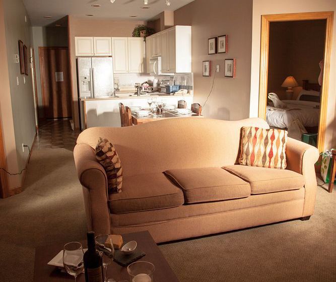 Twin Peaks Hotel Whistler | Whistler | British Columbia | Canada 18