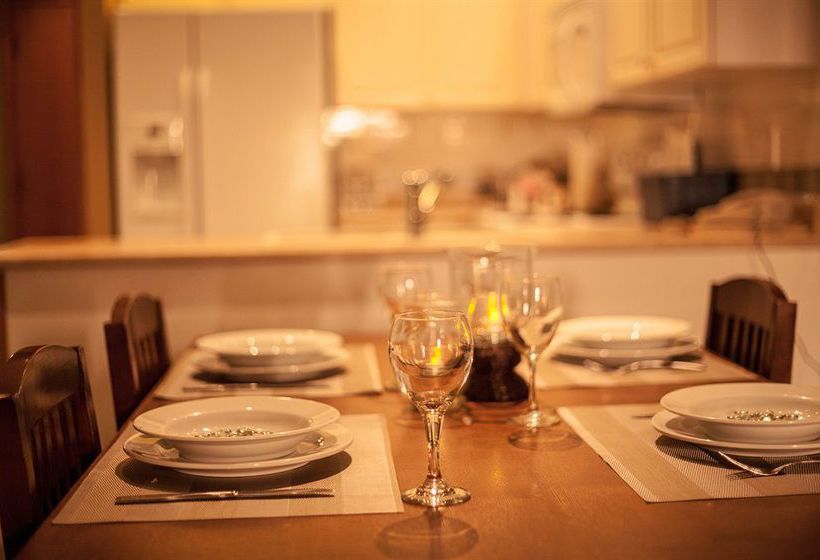 Twin Peaks Hotel Whistler | Whistler | British Columbia | Canada 3