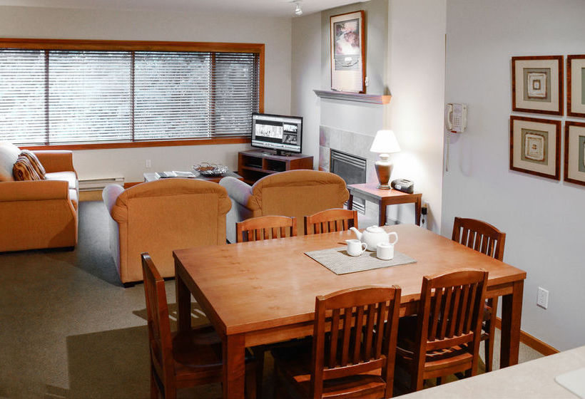 Twin Peaks Hotel Whistler | Whistler | British Columbia | Canada 5