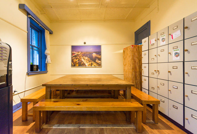 Hostel Bondi Backpackers | Bondi Beach | New South Wales | Australia 2