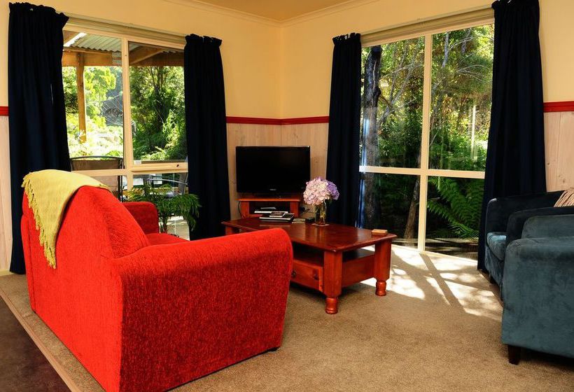 The Crays Accommodation | Strahan | Tasmania | Australia 10