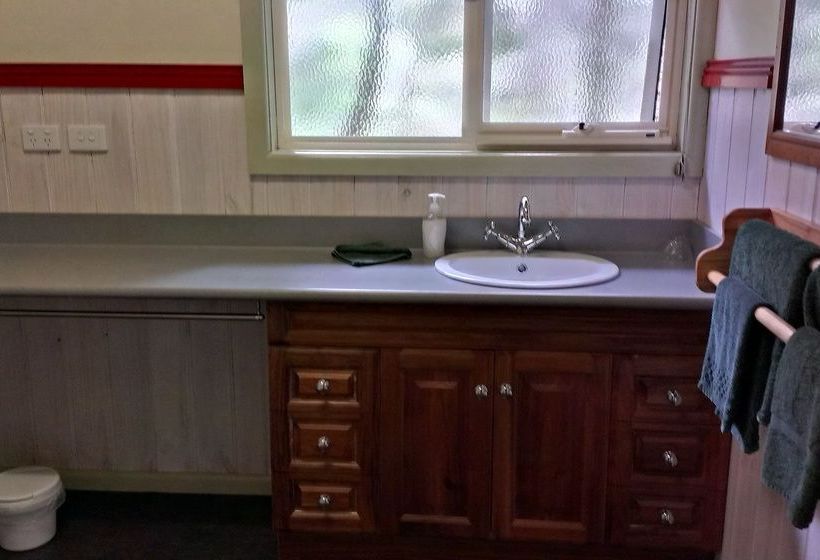 The Crays Accommodation | Strahan | Tasmania | Australia 14