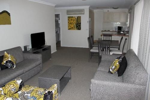 Charlotte Apartments | Bathurst | New South Wales | Australia 12