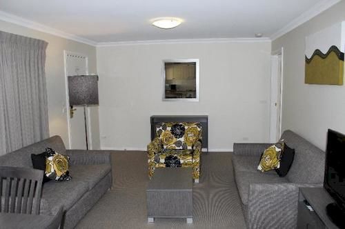 Charlotte Apartments | Bathurst | New South Wales | Australia 9