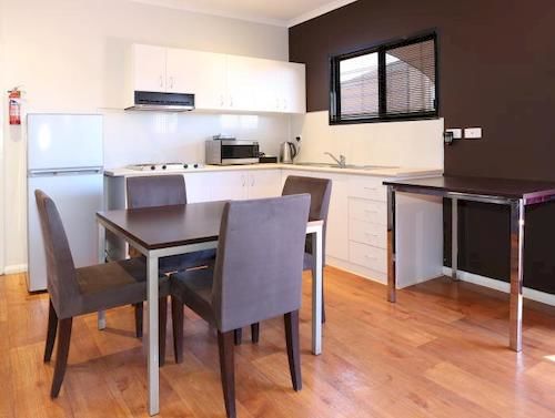 Hotel Mia Mia | Newman | Western Australia | Australia 11