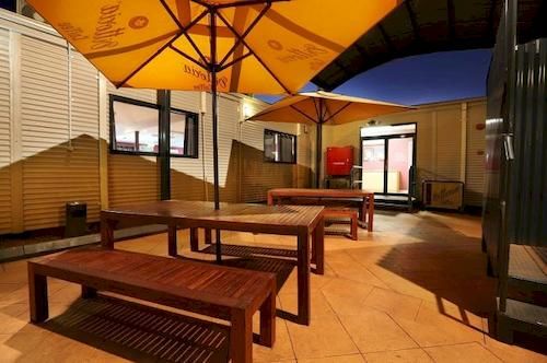 Hotel Mia Mia | Newman | Western Australia | Australia 12