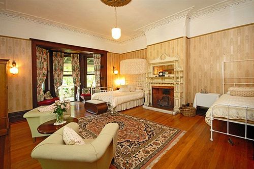 Pensión Vacy Hall Toowoomba's Grand Boutique Hotel since 1873