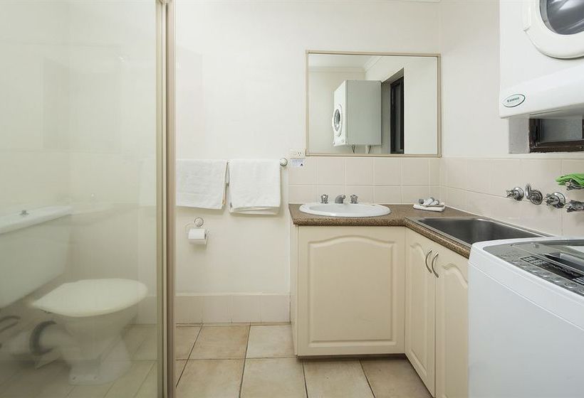 Burleigh Palms Holiday Apartments | Burleigh Heads | Queensland | Australia 17