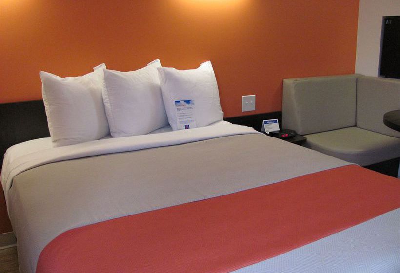 Motel 6 Airdrie | Airdrie | Alberta | Canada 4