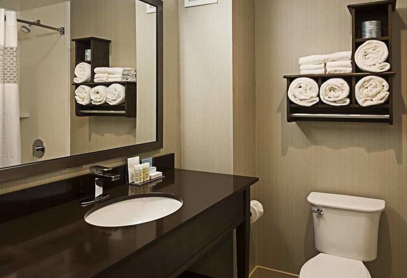 Hotel Hampton Inn By Hilton Ottawa Airport | Ottawa | Ontario | Canada 9