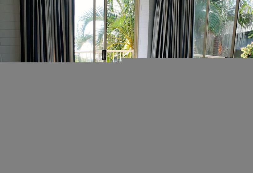 Surf Dance | Coolum Beach | Queensland | Australia 13