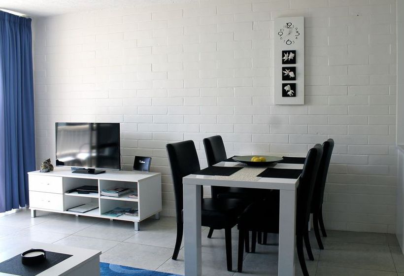 Surf Dance | Coolum Beach | Queensland | Australia 16