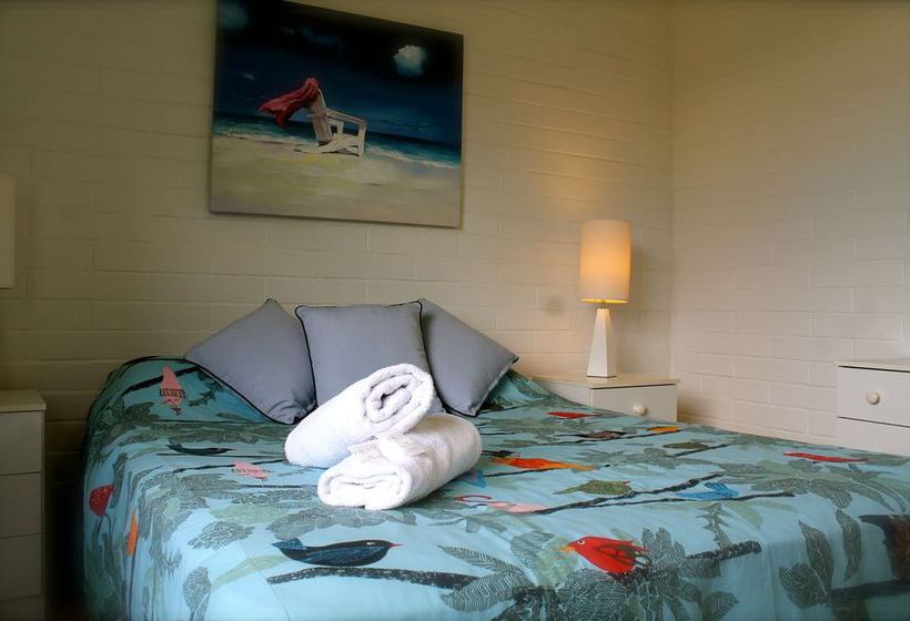 Surf Dance | Coolum Beach | Queensland | Australia 9