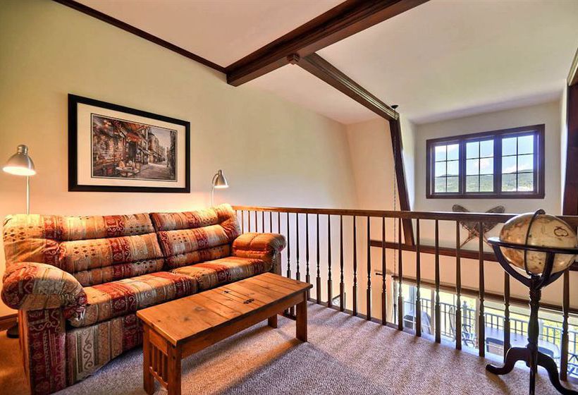 Hotel Tremblant Sunstar Condominiums | Mont Tremblant | Quebec | Canada 1