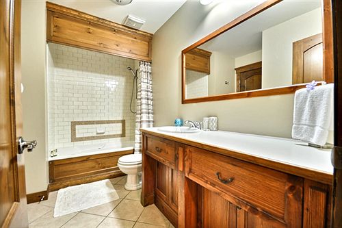 Hotel Tremblant Sunstar Condominiums | Mont Tremblant | Quebec | Canada 19