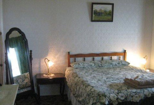 Hotel Strahan Wilderness Lodge And Bay View Cottages Strahan