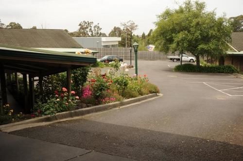 Farnham Court Motel And Restaurant | Morwell | Victoria | Australia 4
