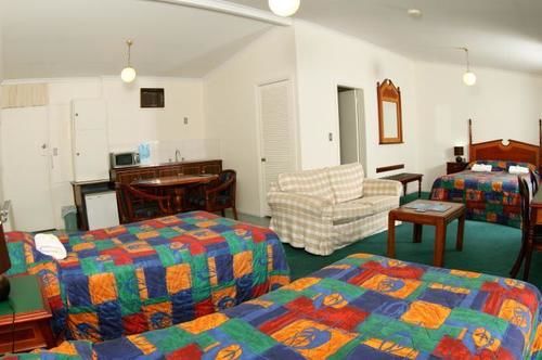 Motel New England Motor Lodge | Glen Innes | New South Wales | Australia 6