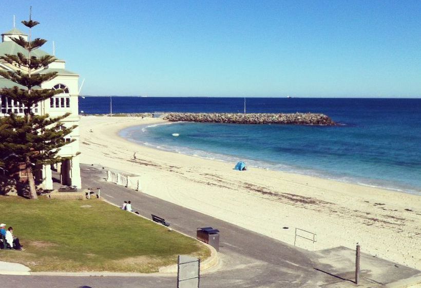 Cottesloe Beach Chalets | Cottesloe | Western Australia | Australia 20