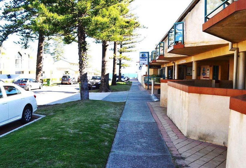 Cottesloe Beach Chalets | Cottesloe | Western Australia | Australia 8