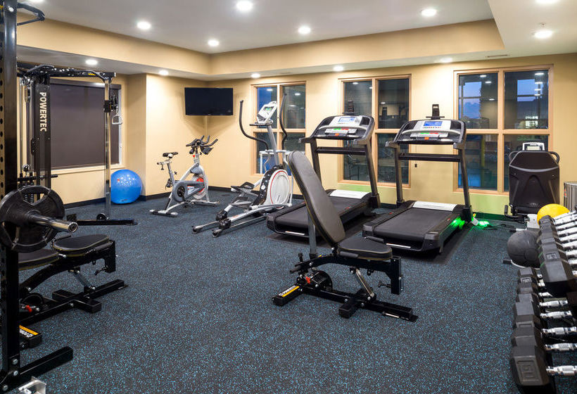 Microtel Inn & Suites By Wyndham Red Deer | Red Deer | Alberta | Canada 4