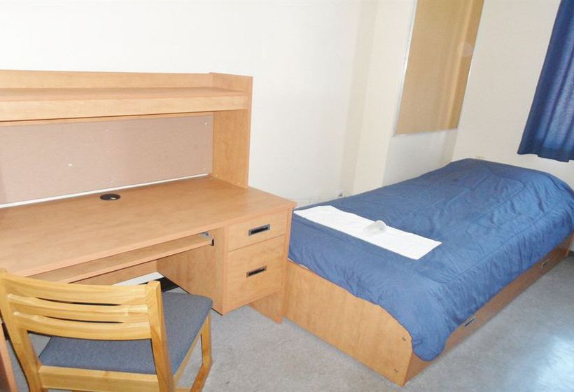 Hostel Neill-wycik Backpackers | Toronto | Ontario | Canada 1