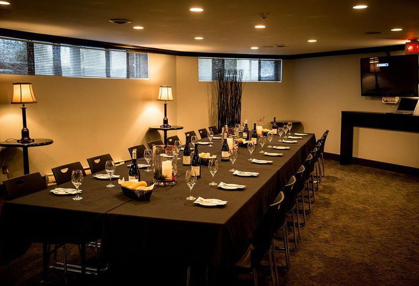 V Hotel | Gatineau | Quebec | Canada 16