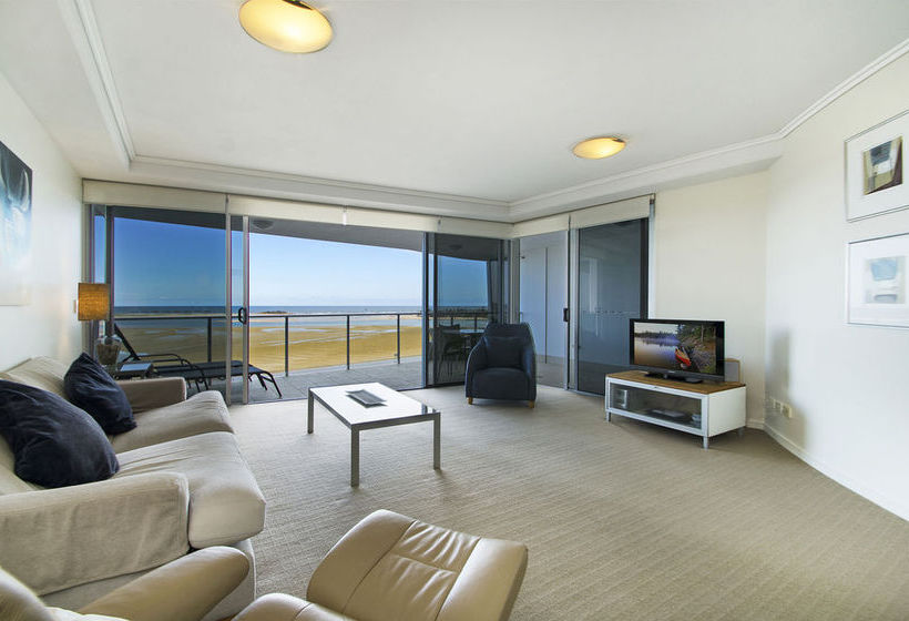 Waves Maroochy River | Maroochydore | Queensland | Australia 3