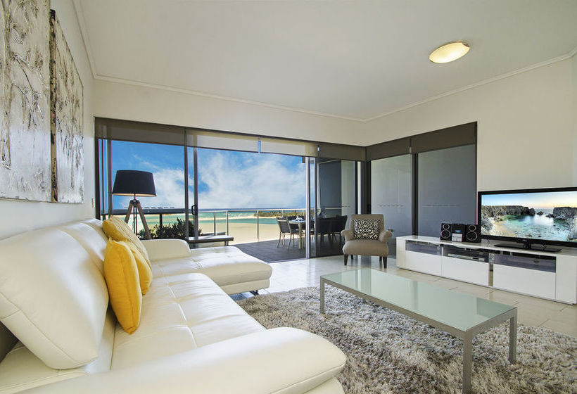 Waves Maroochy River | Maroochydore | Queensland | Australia 6