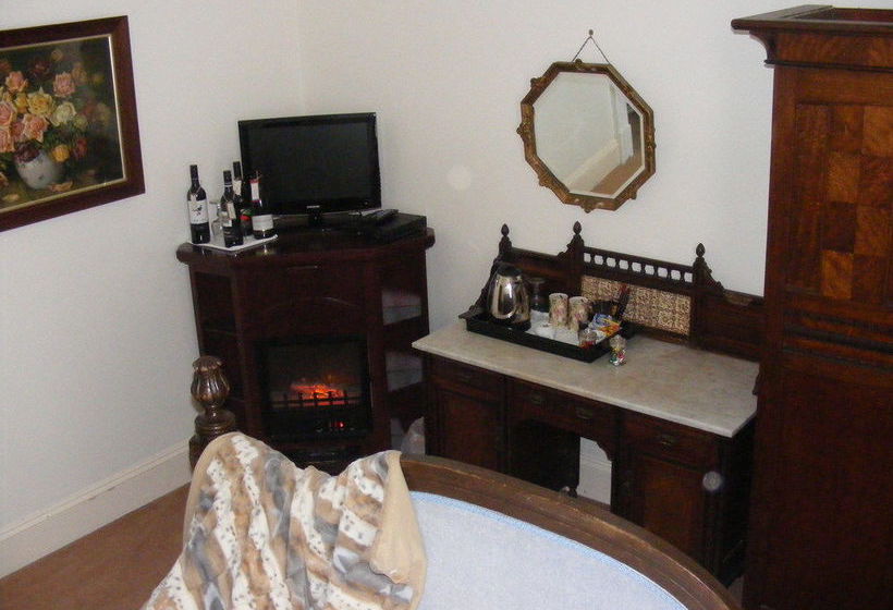 Bed and Breakfast Abbey Of The Roses | Warwick | Queensland | Australia 13