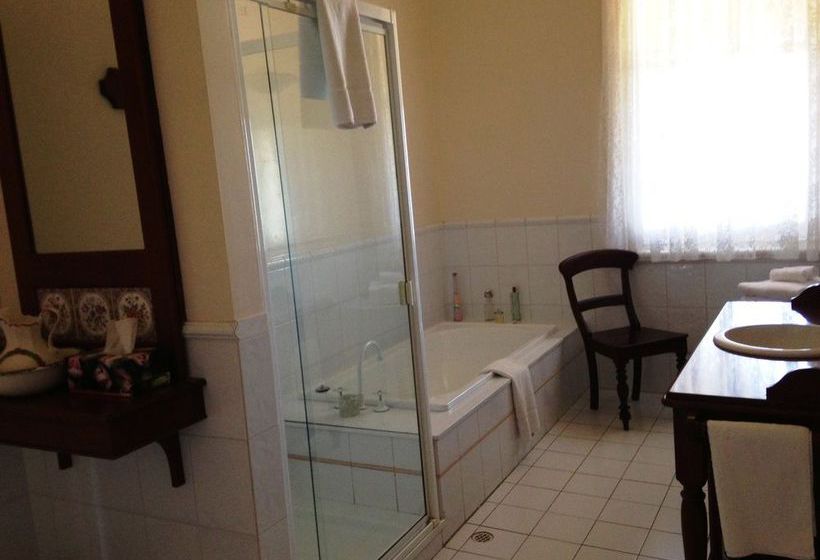 Bed and Breakfast Abbey Of The Roses | Warwick | Queensland | Australia 6