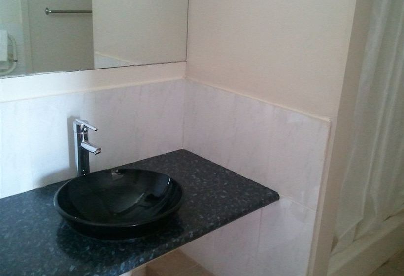 Beaconsfield Lodge Motel | Beaconsfield | Victoria | Australia 3