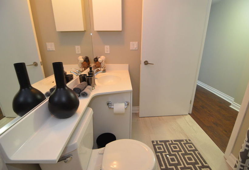 Toronto Escape - The Amber Suite | Toronto | Ontario | Canada 14