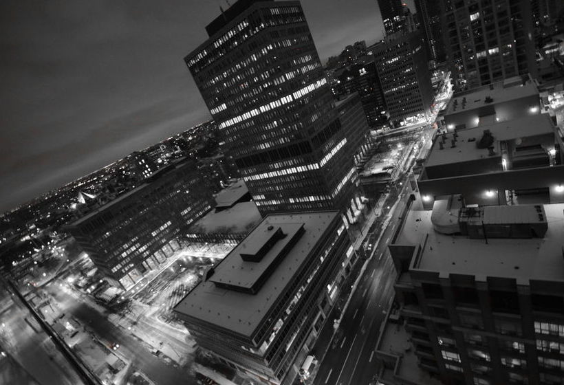 Toronto Escape - The Ruby Pink Suite | Toronto | Ontario | Canada 20