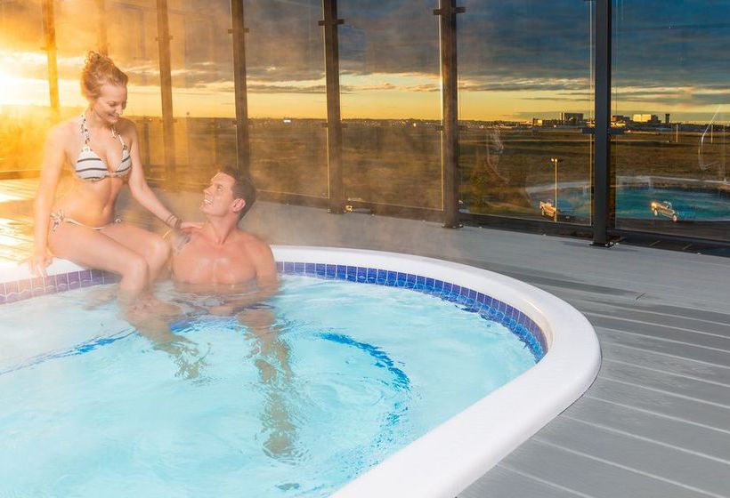 Applause Hotel Calgary Airport | Calgary | Alberta | Canada 13