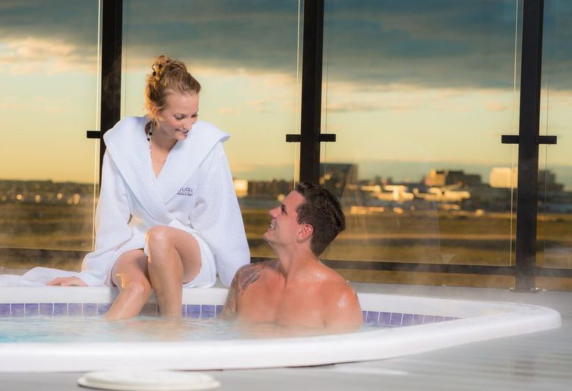 Applause Hotel Calgary Airport | Calgary | Alberta | Canada 14