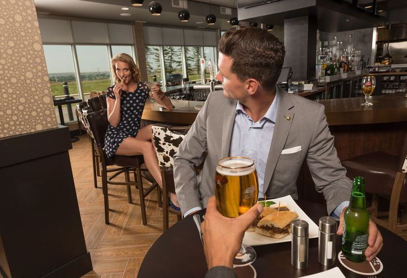 Applause Hotel Calgary Airport | Calgary | Alberta | Canada 5