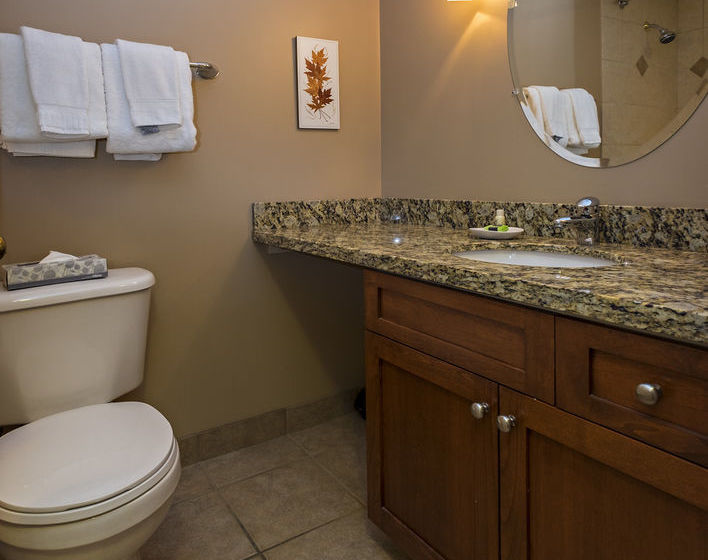 Westwind Properties At Glacier Lodge | Whistler | British Columbia | Canada 16