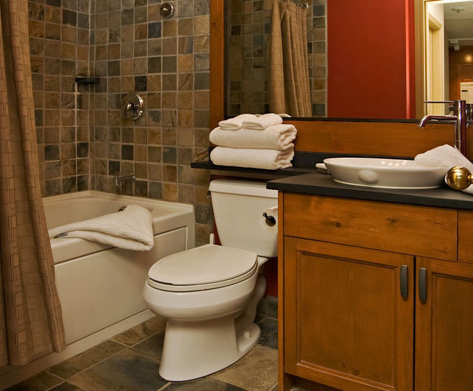 Westwind Properties At Glacier Lodge | Whistler | British Columbia | Canada 17