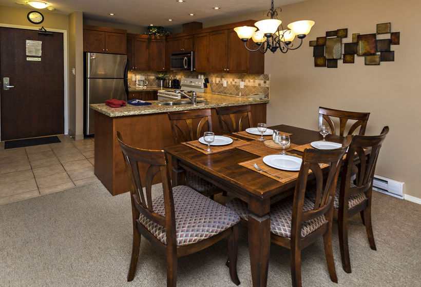 Westwind Properties At Glacier Lodge | Whistler | British Columbia | Canada 9