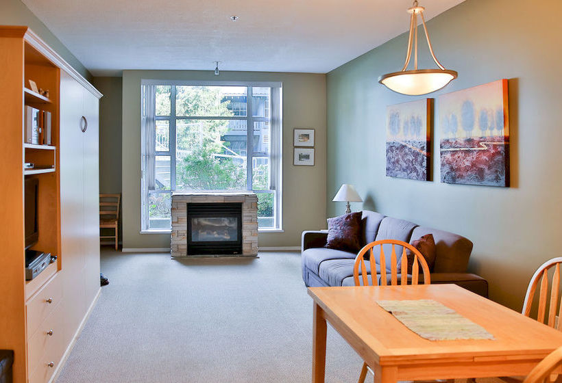 Glacier Lodge Luxury Condo | Whistler | British Columbia | Canada 13